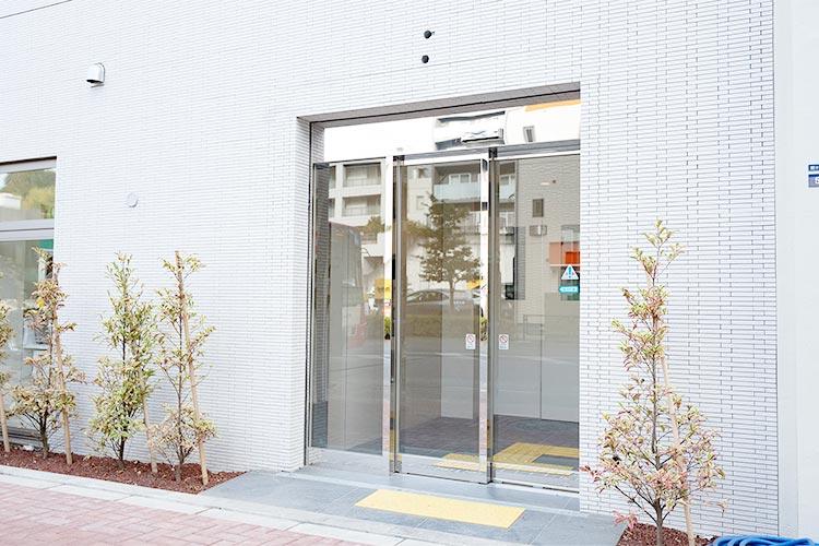 建物入口